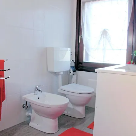 Appartement 1 Bed-sleeps 4-town Centre-free Parking-aircon Montagnana (Veneto)