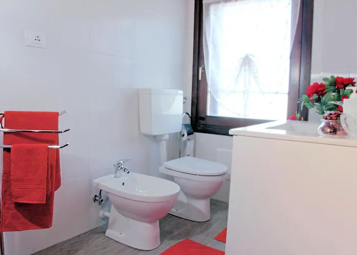 Apartament 1 Bed-sleeps 4-town Centre-free Parking-aircon Montagnana (Veneto)